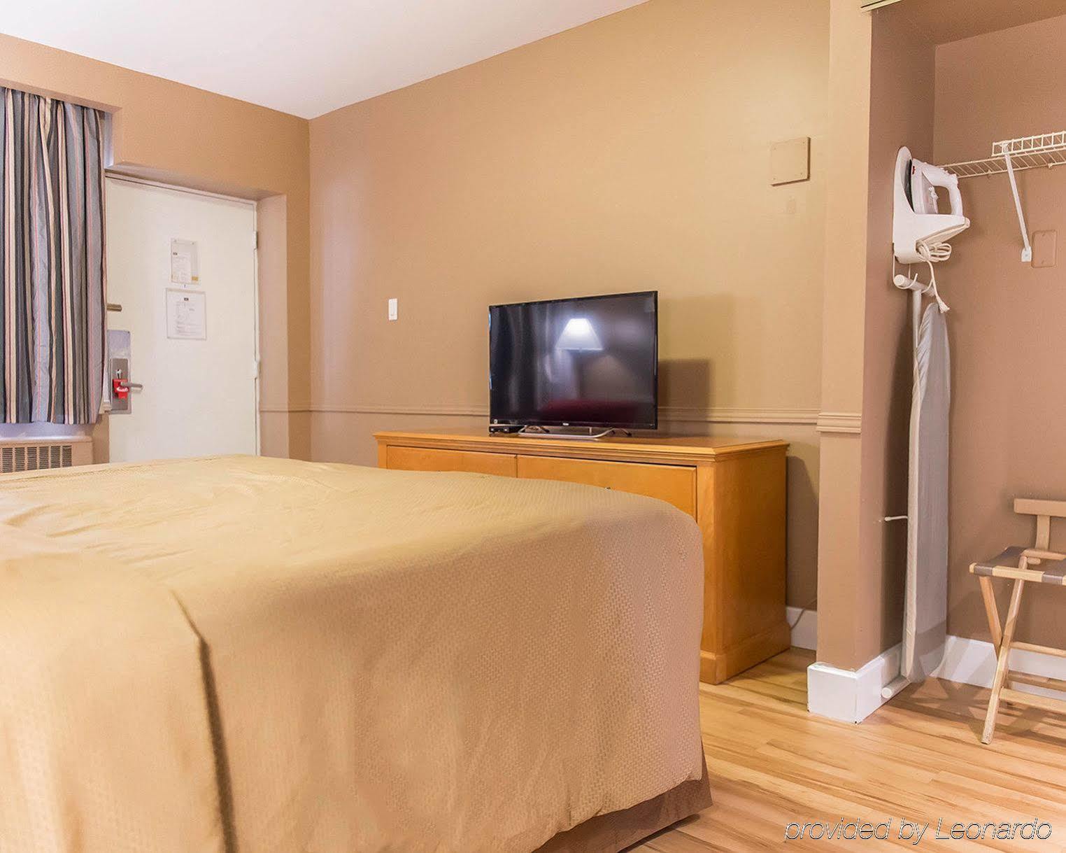Econo Lodge Downtown Ottawa Luaran gambar