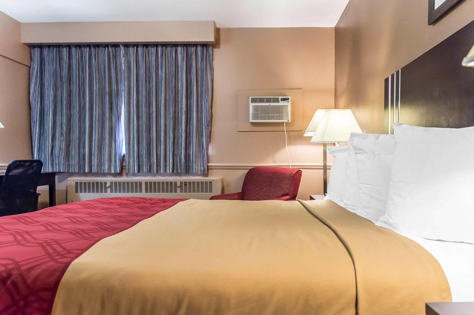 Econo Lodge Downtown Ottawa Luaran gambar