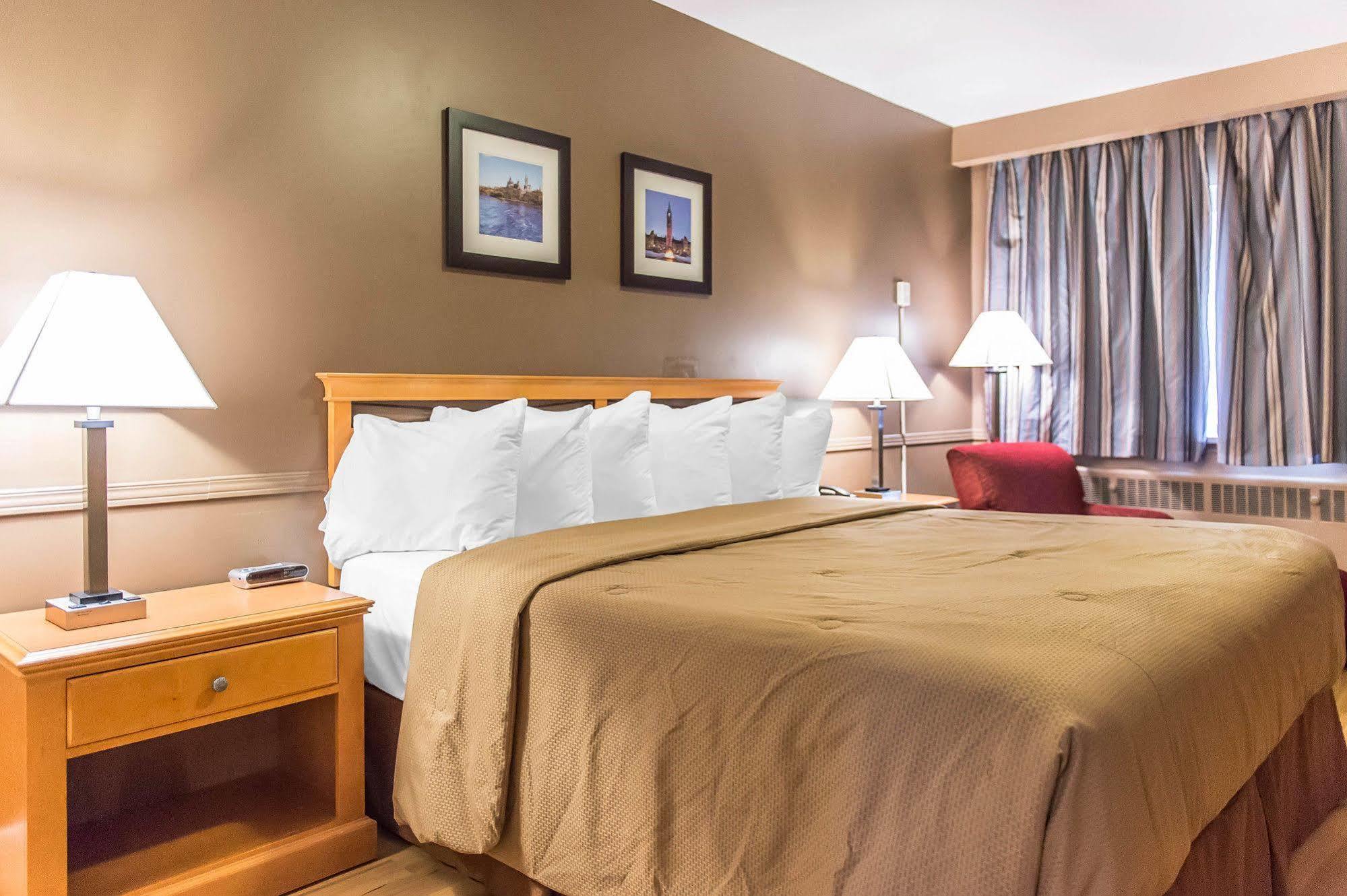 Econo Lodge Downtown Ottawa Luaran gambar